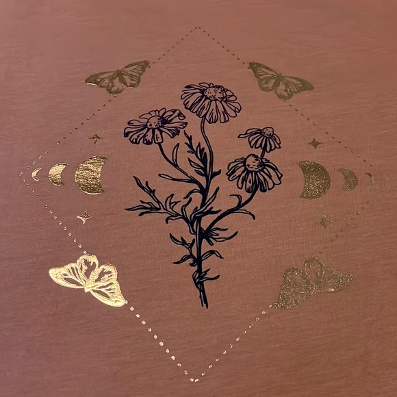 New! Aeropostale Floral Butterfly Foil Graphic Tee - Picture 2 of 6